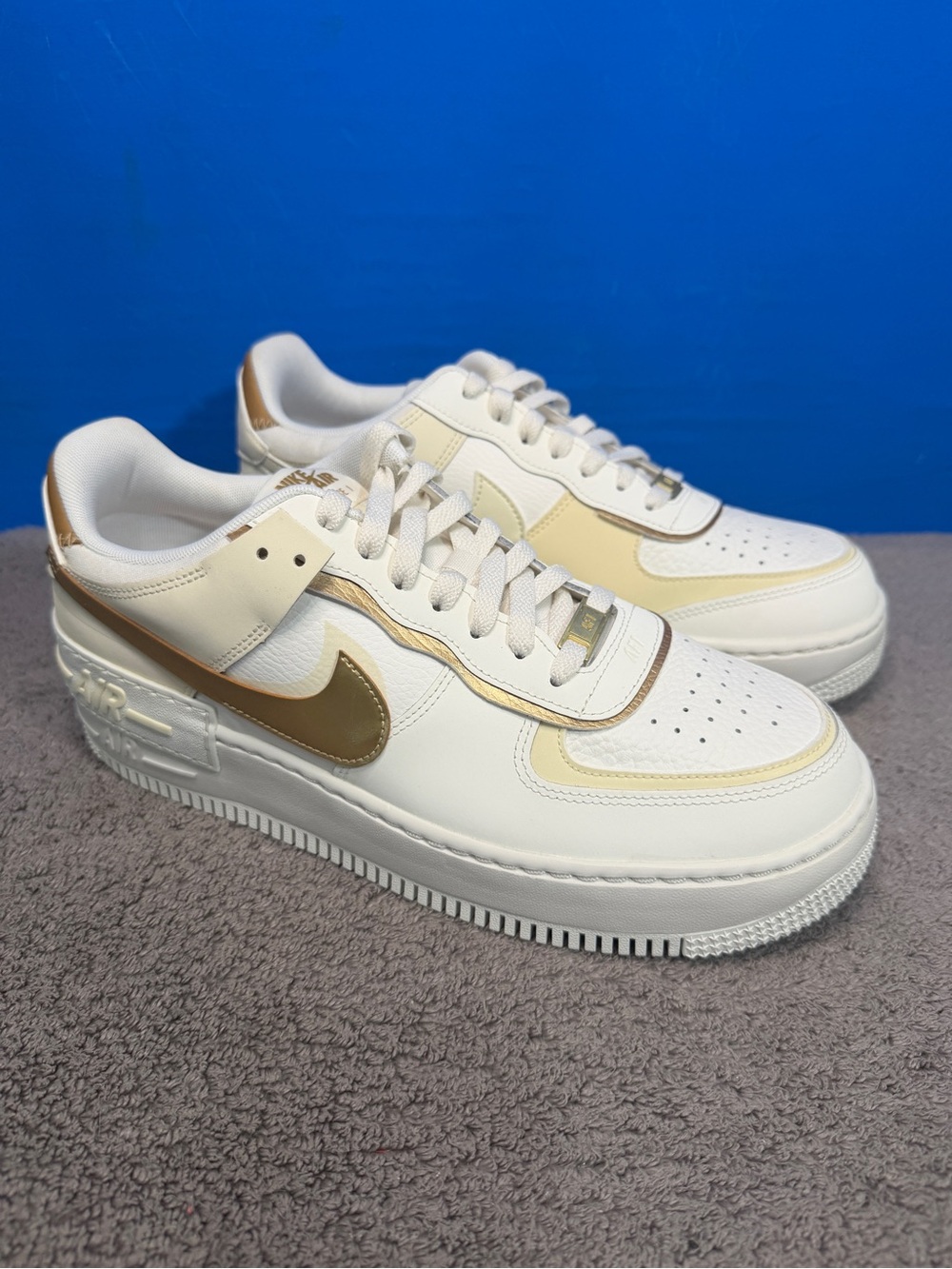 Nike
Air force 1
Shadow
Nwot